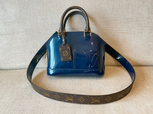 Louis Vuitton Alma BB in Marine (Navy blue)