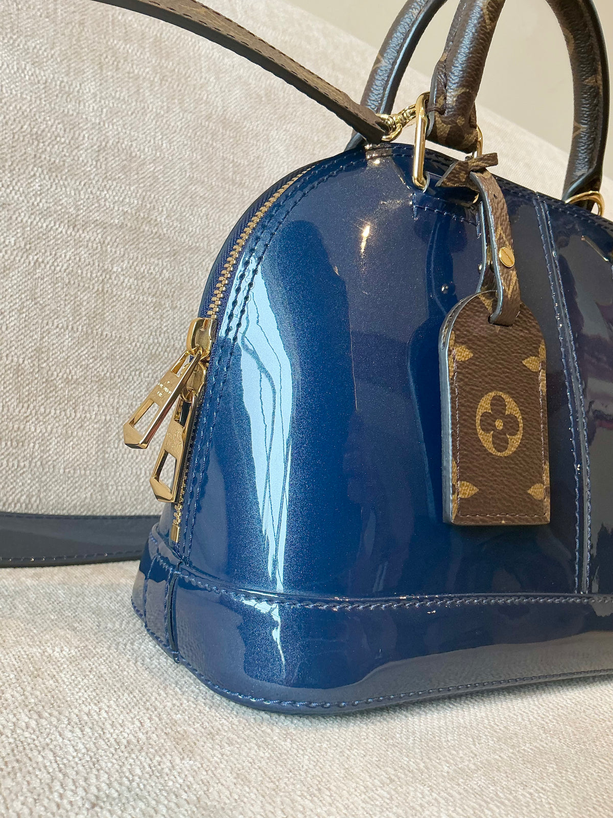 Louis Vuitton Alma BB in Marine (Navy blue)