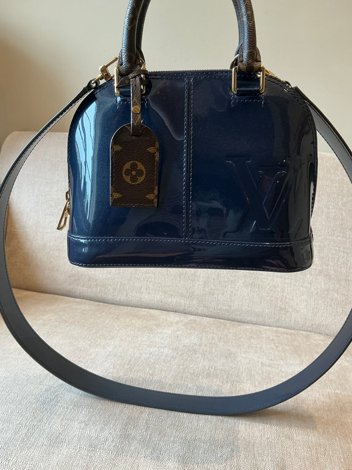 Louis Vuitton Alma BB in Marine (Navy blue)