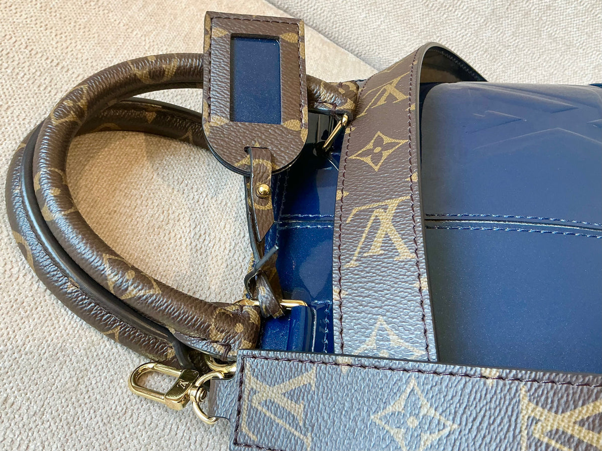 Louis Vuitton Alma BB in Marine (Navy blue)
