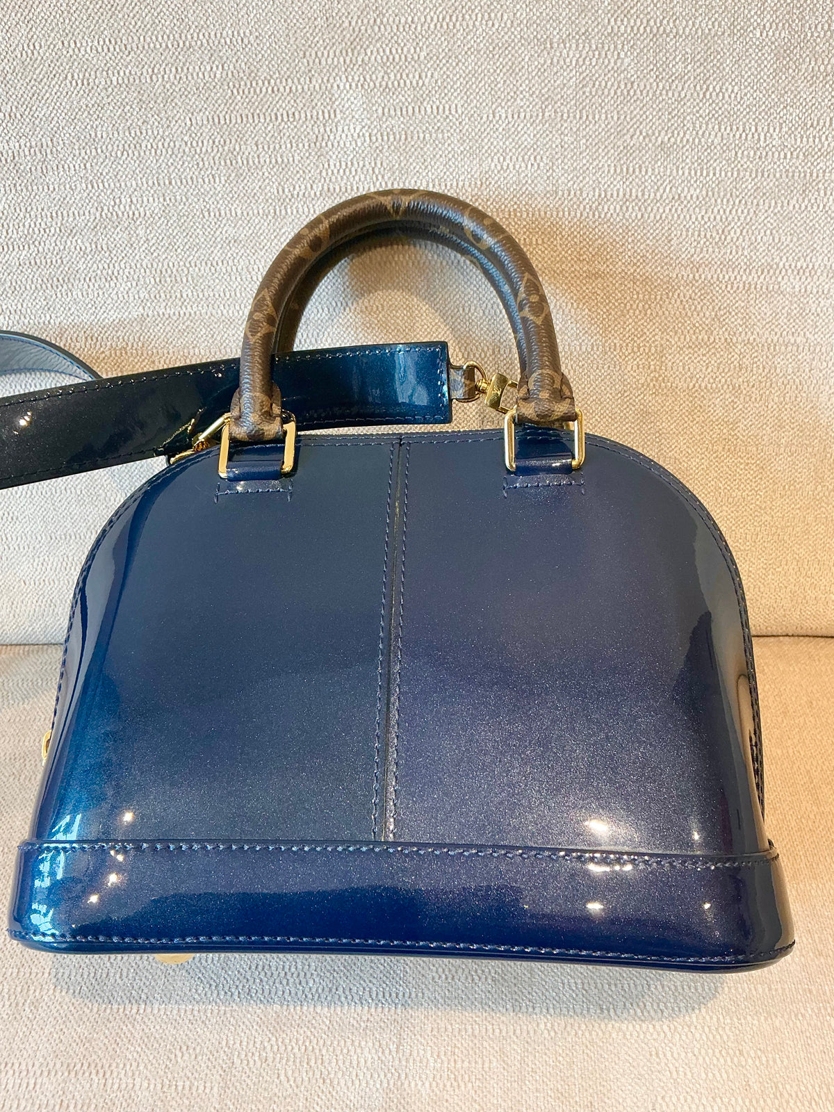 Louis Vuitton Alma BB in Marine (Navy blue)